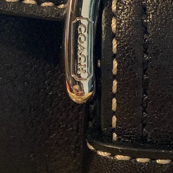 COACH SOHO Small Flap Buckle Hobo (NWT) - Picture 4 of 7